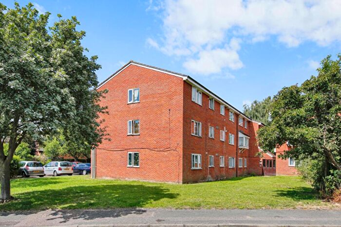 2 Bedroom Flat For Sale In Millhaven Close, Chadwell Heath, RM6