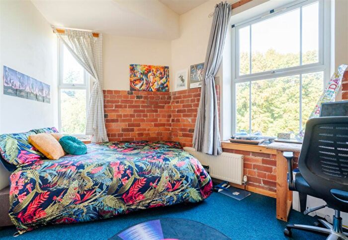 8 Bedroom House To Rent In A Fawcett Street, Sheffield, S3