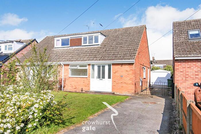 3 Bedroom Semi Detached House For Sale In Othello Close, Woodlands Rugby, CV22