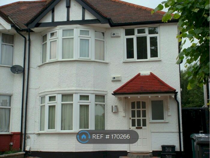 1 Bedroom Flat To Rent In Fairfield Crescent, Edgware, HA8