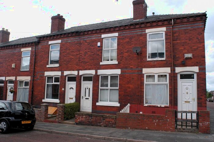 2 Bedroom Terraced House To Rent In Farmer Street, Heaton Norris, Stockport, SK4