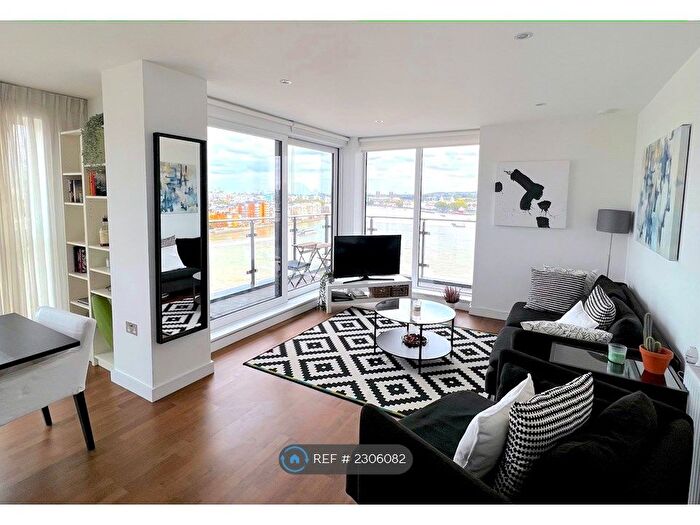 2 Bedroom Flat To Rent In Knights Tower, London, SE8