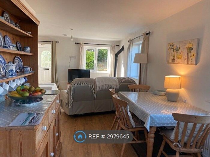 3 Bedroom Detached House To Rent In Tan Y Felin, Beaumaris, LL58