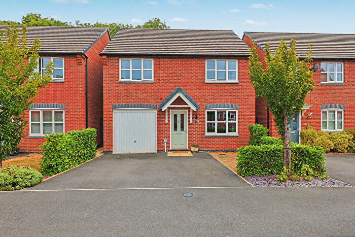 4 Bedroom Detached House For Sale In Burton Street, Wingerworth, Chesterfield, S42