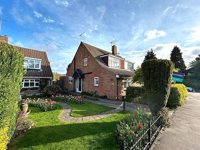 3 Bedroom Semi-Detached House For Sale In Highwood Close, Higham, ME3