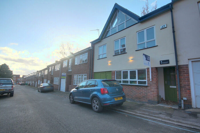 2 Bedroom Town House To Rent In Parkside, Lenton Avenue, Nottingham, NG7