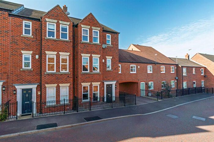 3 Bedroom Town House For Sale In Warkworth Woods, Gosforth, NE3