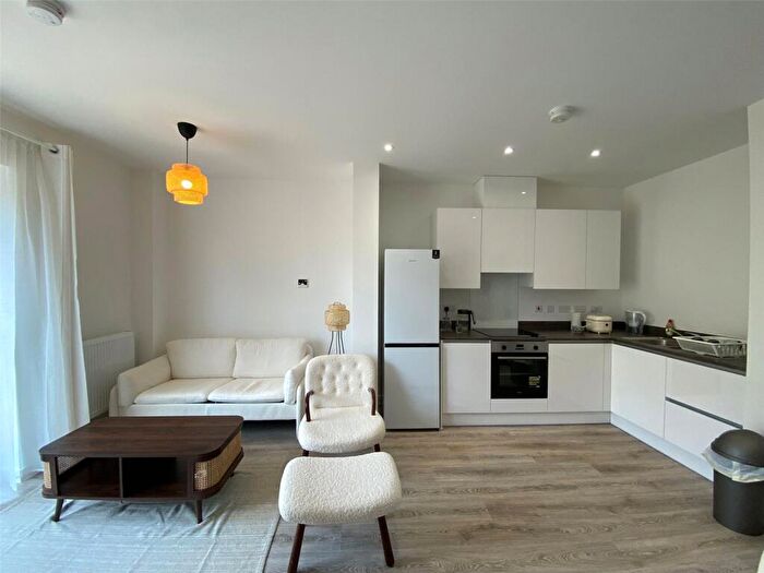 3 Bedroom Terraced House To Rent In Lanchester Close, Balsall Heath, Birmingham, B12