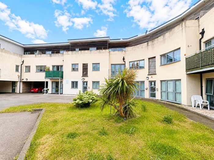1 Bedroom Flat For Sale In The Passage, Margate, CT9