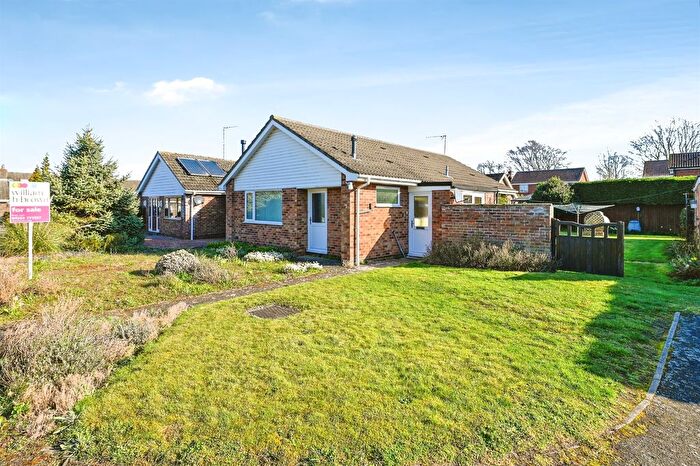 2 Bedroom Detached Bungalow For Sale In Nursery Close, Grimston, King's Lynn, PE32