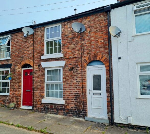 2 Bedroom Terraced House To Rent In Bread Street, Macclesfield, SK11
