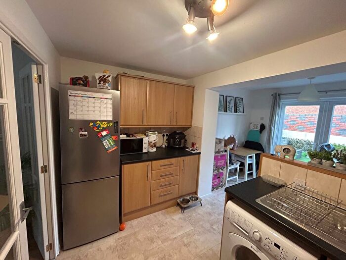 2 Bedroom End Of Terrace House To Rent In Berenger Close, Swindon, SN3