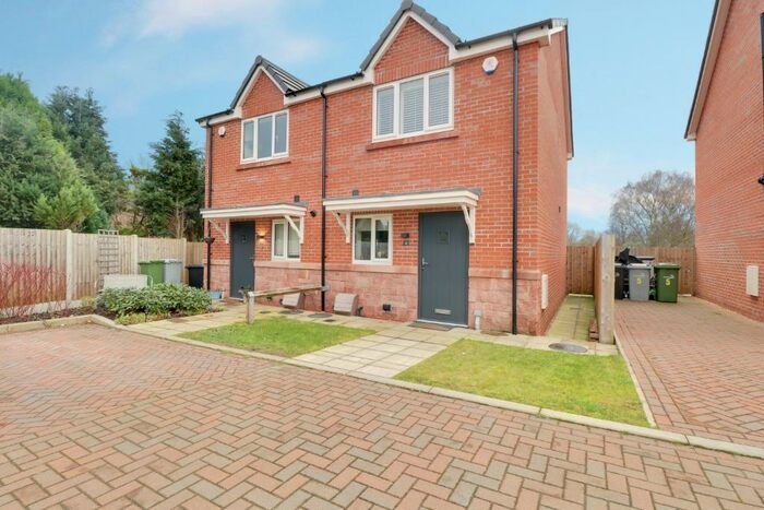 2 Bedroom Semi-Detached House To Rent In Hackney Yard Close, Sandbach, CW11