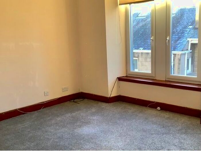 1 Bedroom Flat To Rent In Gibson Terrace, Dundee DD4