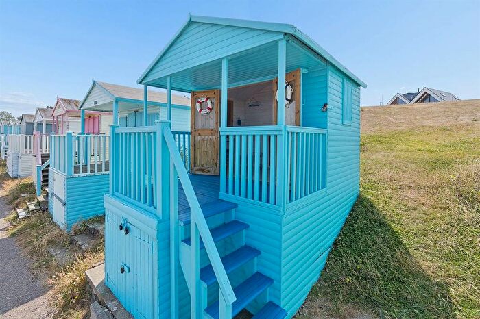 Chalet For Sale In Marine Parade, Tankerton, Whitstable, CT5