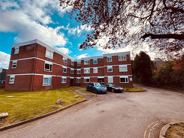 1 Bedroom Flat For Sale In Fleet Road, Fleet, Hampshire, GU51