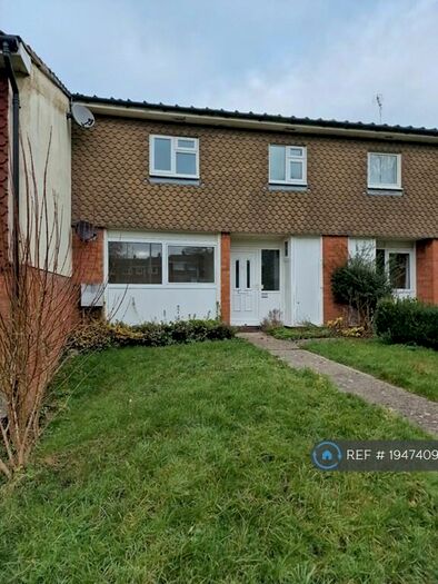 3 Bedroom Terraced House To Rent In Home Farm, Swindon, SN6