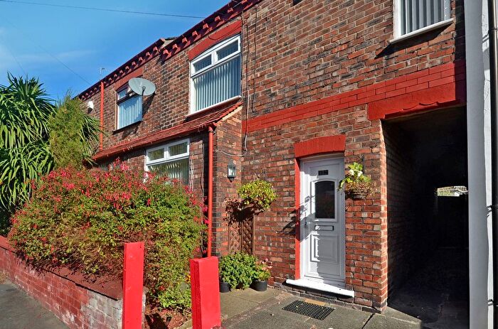 3 Bedroom Detached House To Rent In Midland Street, Widnes, WA8