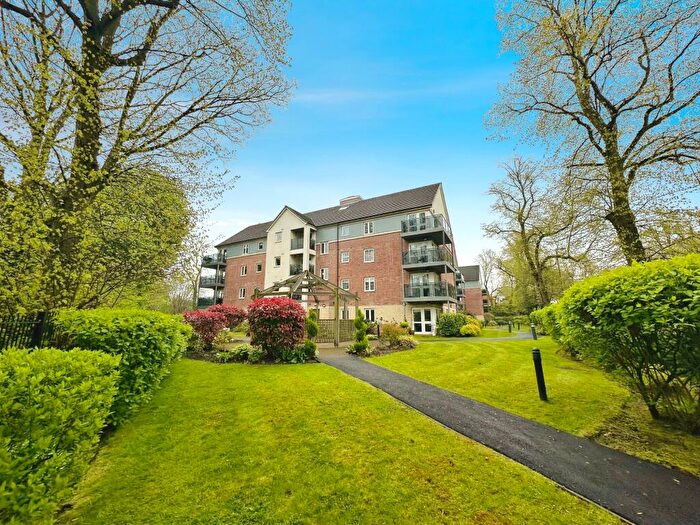 1 Bedroom Flat For Sale In Broadfield Court, Park View Road, Prestwich, M25