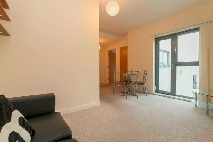 1 Bedroom Apartment To Rent In Ansty Court, Caroline Street, B1