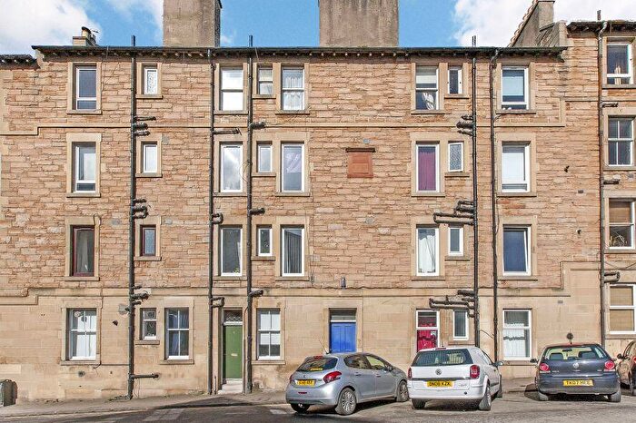 1 Bedroom Flat To Rent In Bothwell Street, Easter Road, Edinburgh, EH7