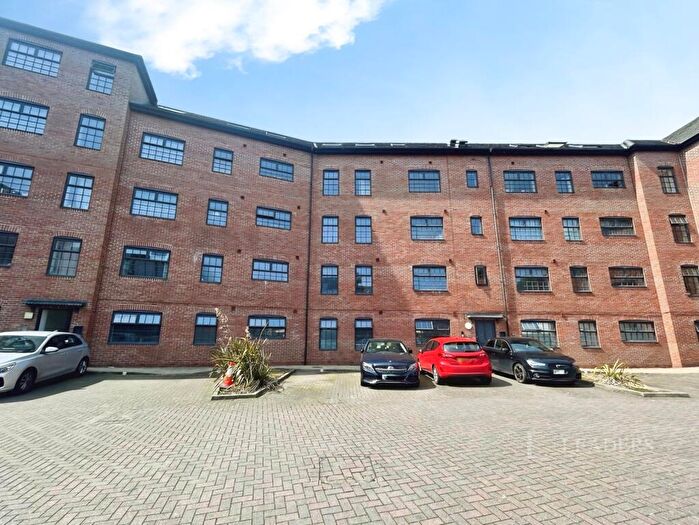 2 Bedroom Flat To Rent In West Point, Brook Street, DE1