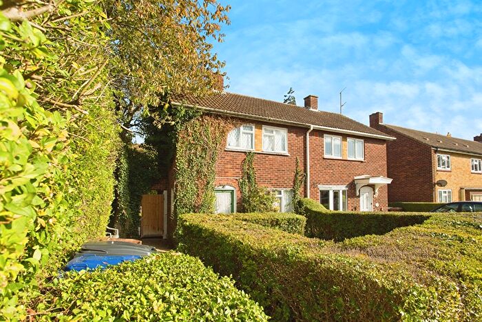 2 Bedroom Semi Detached House For Sale In Windsor Road, Newmarket, CB8