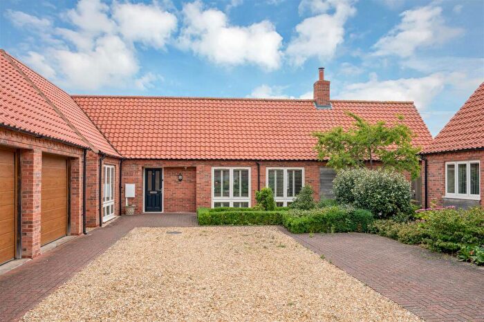 4 Bedroom Detached Bungalow For Sale In School Lane, Claypole, Newark, NG23