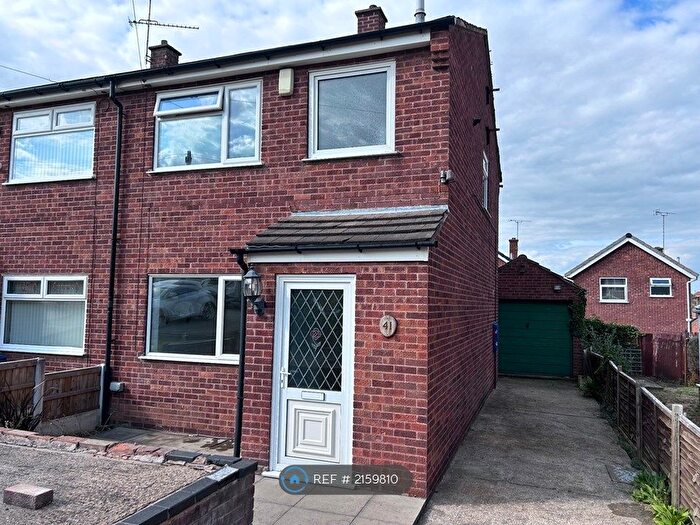 2 Bedroom Semi-Detached House To Rent In Long Lane, Shirebrook, Mansfield, NG20