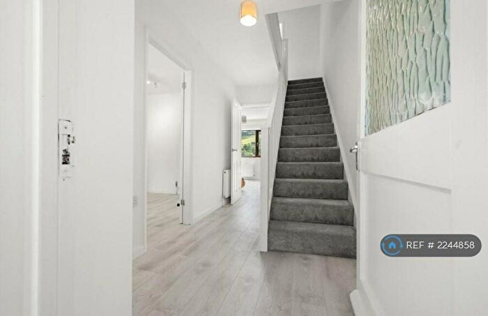 3 Bedroom Semi-Detached House To Rent In Alabaster Lane, Cromford, Matlock, DE4