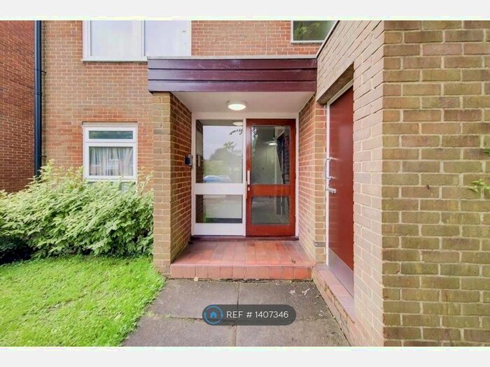 1 Bedroom Flat To Rent In Tidenham Gardens, Croydon, CR0