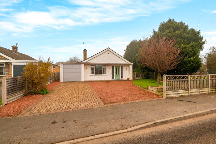3 Bedroom Detached Bungalow For Sale In Saxilby Road, Sturton By Stow, Lincoln, Lincolnshire, LN1