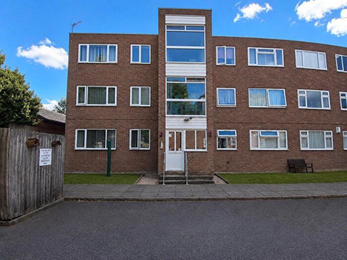 2 Bedroom Apartment For Sale In Leicester Court, Leicester Street, Bulkington, CV12