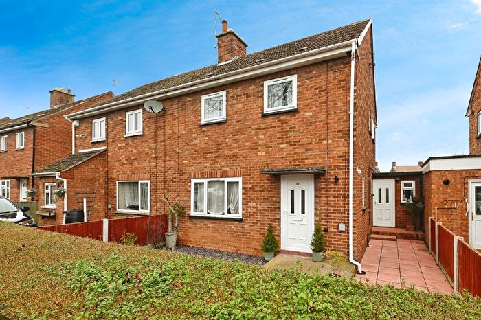 3 Bedroom Semi-Detached House For Sale In Kingsway, King's Lynn, PE30