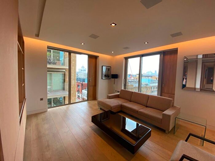 2 Bedroom Flat To Rent In Duchess Walk, London, SE1