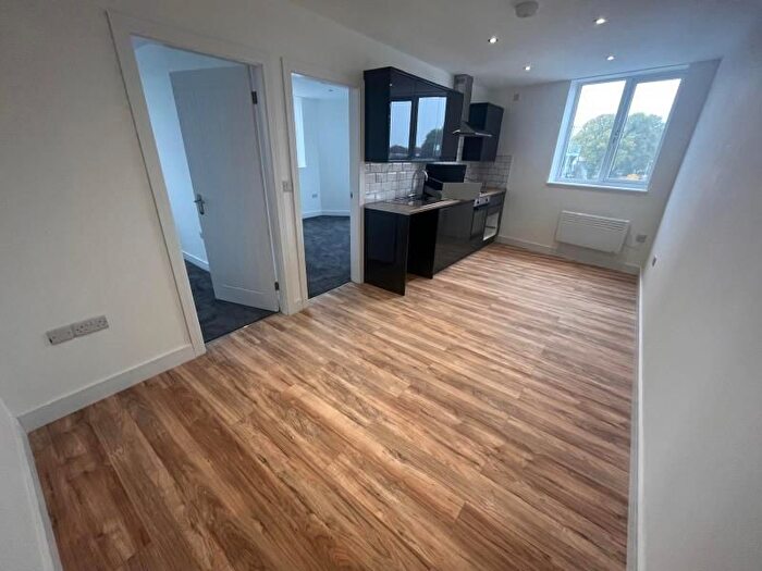 2 Bedroom Flat To Rent In Osmaston Road, Allenton, Derby, DE24