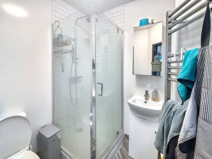 1 Bedroom Property To Rent In Lawrence Hill, Bristol, BS5