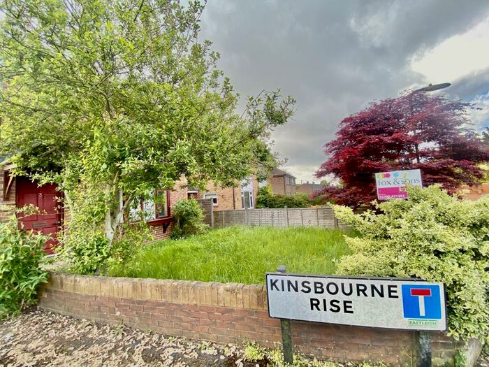 2 Bedroom Apartment To Rent In Kinsbourne Rise, Southampton, SO19