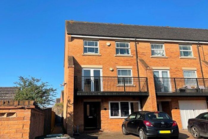 5 Bedroom Property To Rent In Bushy Court, Peterborough, PE7
