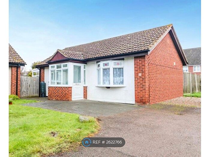 2 Bedroom Bungalow To Rent In The Plovers, St. Lawrence, Southminster, CM0