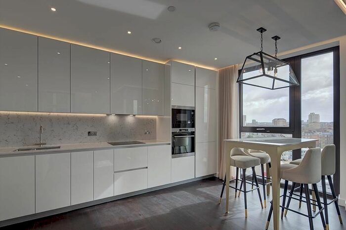 2 Bedroom Flat To Rent In Charles Clowes Walk, London, SW8