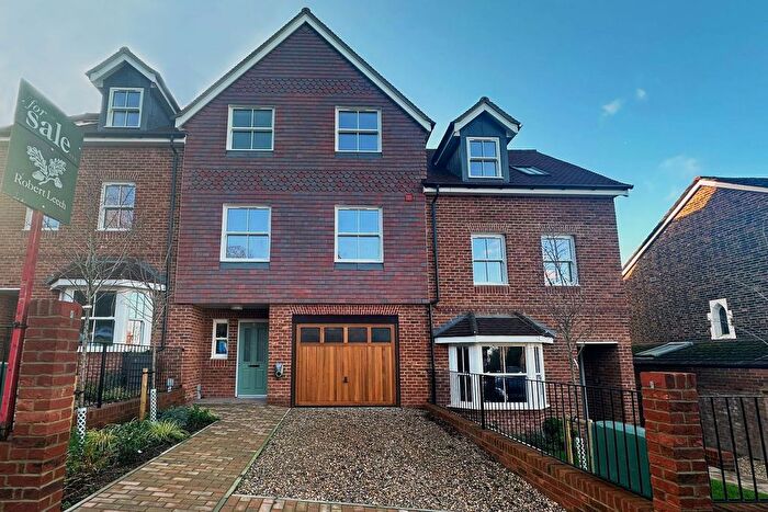 3 Bedroom Terraced House For Sale In Ranelagh Road, Redhill, RH1