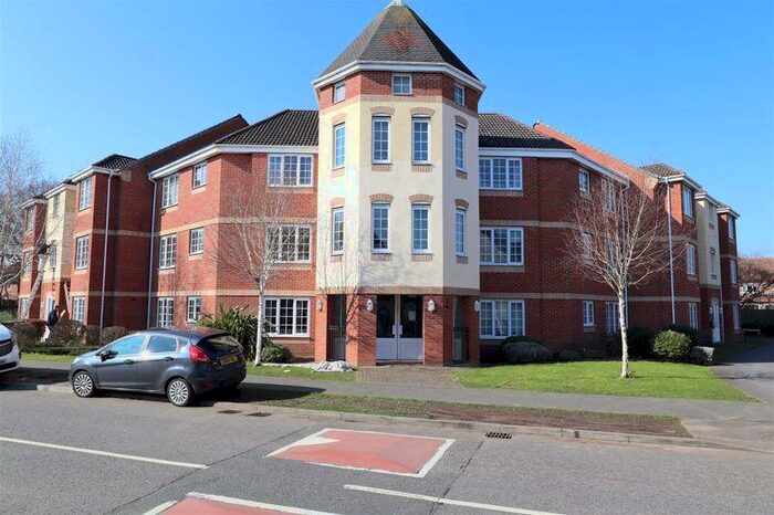 2 Bedroom Apartment To Rent In Tiber Road, North Hykeham, Lincoln, LN6