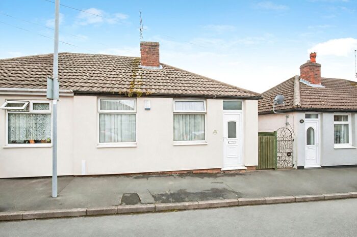 2 Bedroom Semi-Detached Bungalow For Sale In Erdington Road, Atherstone, CV9