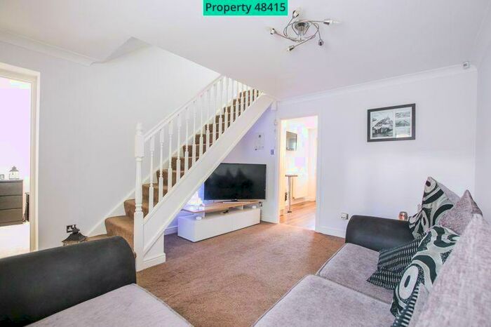 3 Bedroom Semi-Detached House To Rent In Stratford Close, Killingworth, Newcastle Upon Tyne, NE12