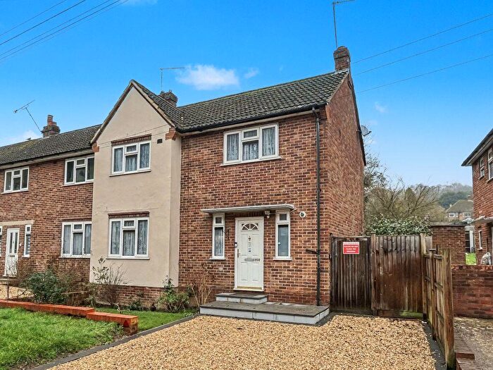 3 Bedroom End Of Terrace House For Sale In Micklefield Road - Vacant, No Onward Chain, HP13