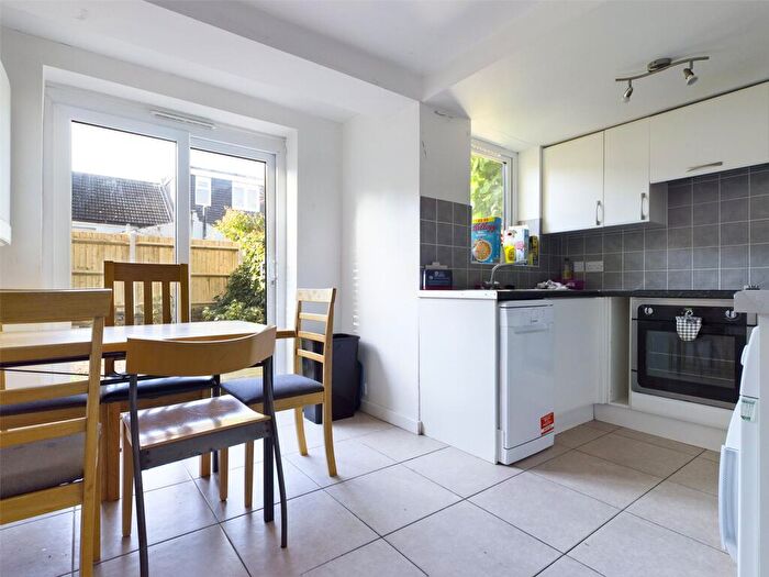 4 Bedroom Terraced House To Rent In Lynton Street, Brighton, BN2