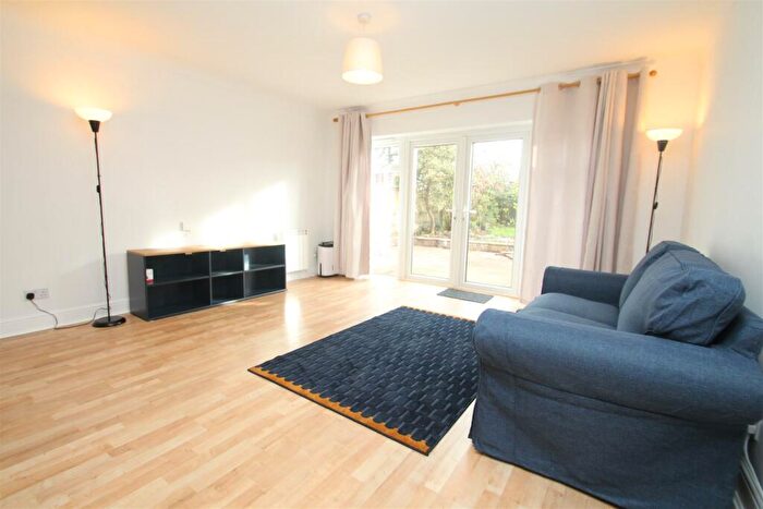Studio To Rent In Windmill Road, Hemel Hempstead, HP2