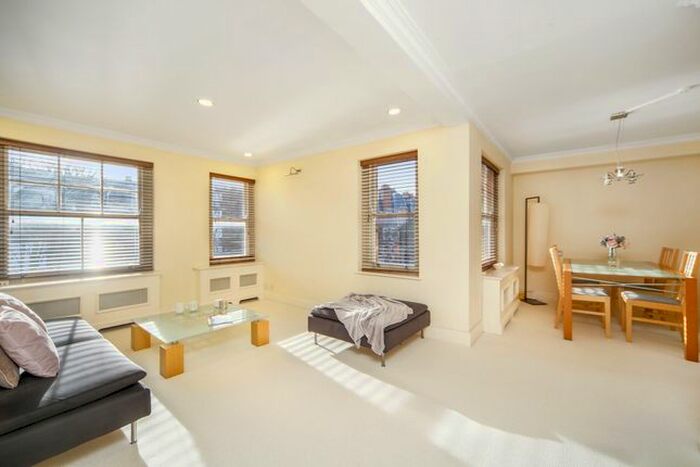 2 Bedroom Flat To Rent In Evelyn Gardens, London, SW7