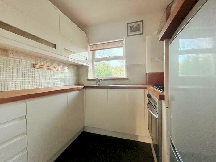 2 Bedroom Maisonette To Rent In Orchard Avenue, Cheltenham, GL51